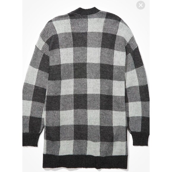 American Eagle Gray & White Buffalo Plaid Knit Cardigan Sweater Size Large - Picture 4 of 9
